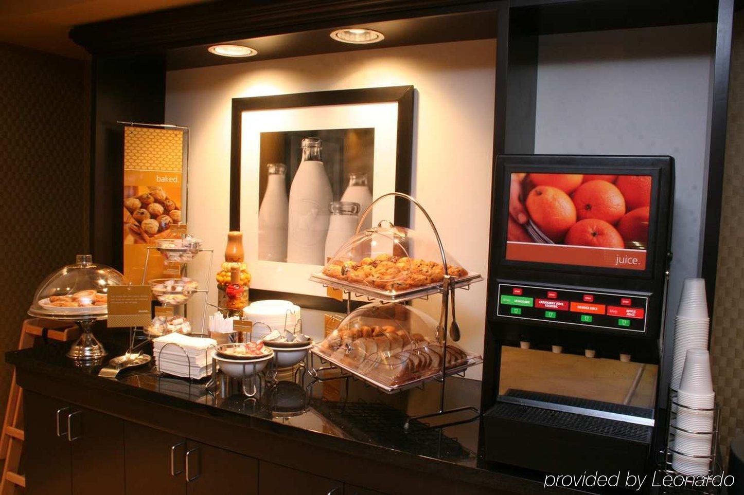 Hampton & Cruces I-25 Hotel 3*
